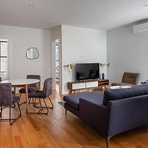 Apartment Three Bedroom Brooklynite Suite!, New York